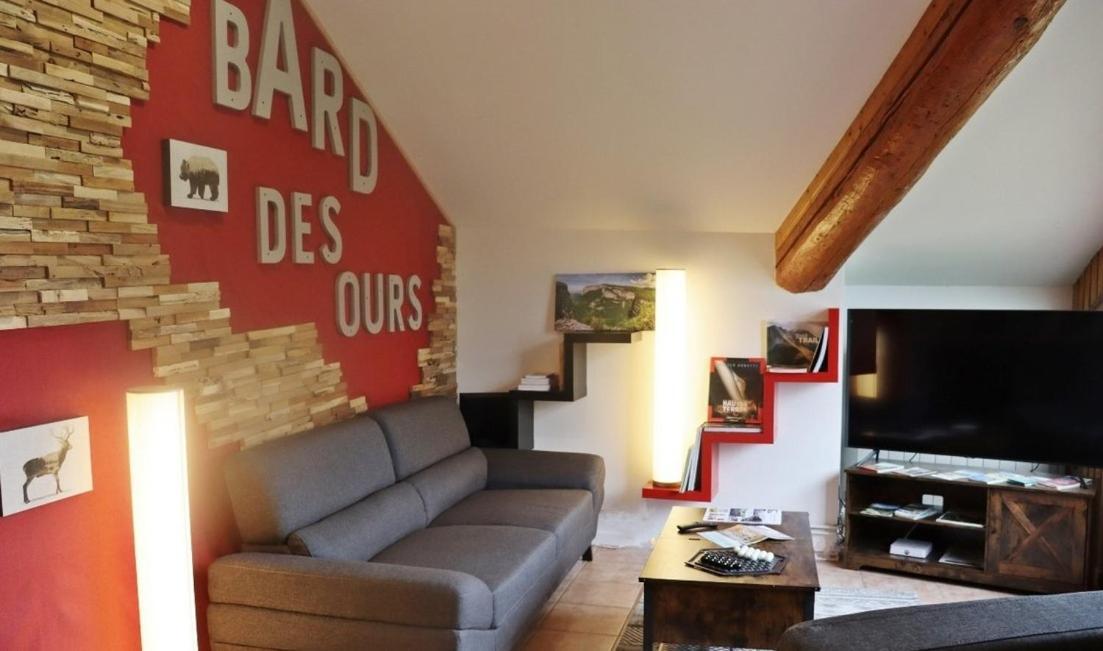 Gite Bard Des Ours Saint-Martin-en-Vercors Exteriör bild